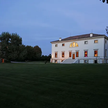 La Barchessa Di Villa Pisani-3