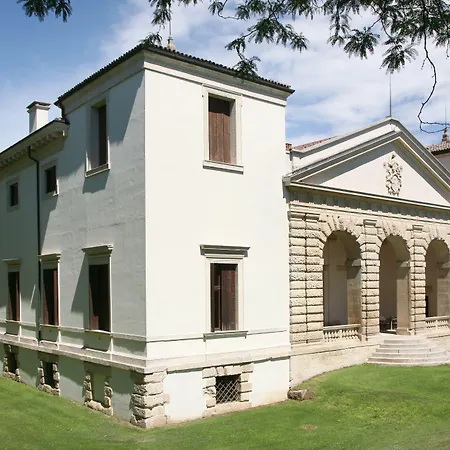 La Barchessa Di Villa Pisani-2